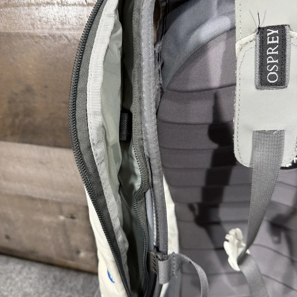 Osprey Karve 6 Backpack H2O Gray & White Sports Hiking